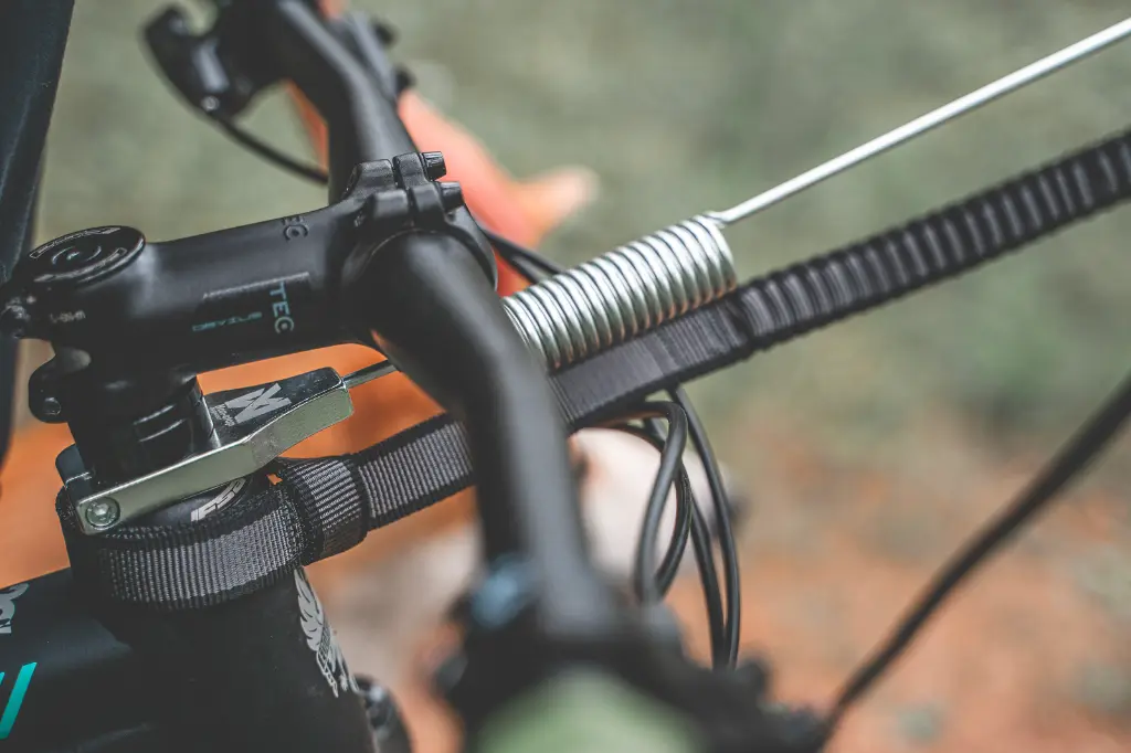 bike antenna_setting_b2b-2.webp